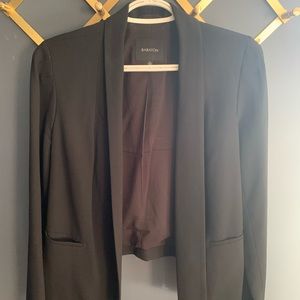 Sz 6 crop Babaton black blazer